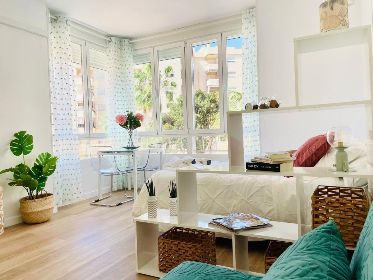 Apartament Luxury Loft With Pool In The Centre Torremolinos Zewnętrze zdjęcie